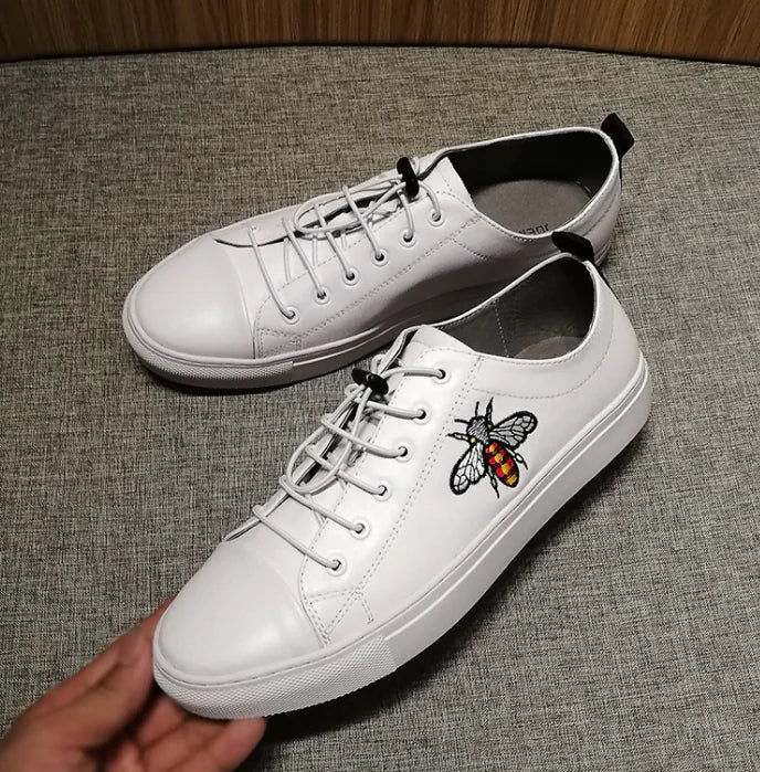 Bee Embroidery Casual Sneakers for Men