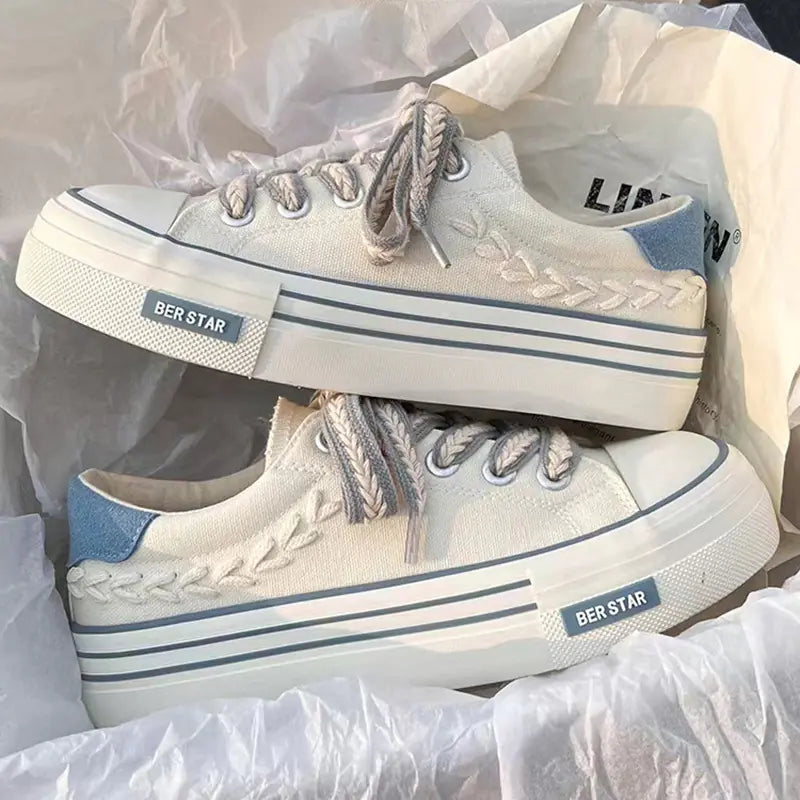 נעלי ספורט אופנתיות לנשים נוחות ונוחות