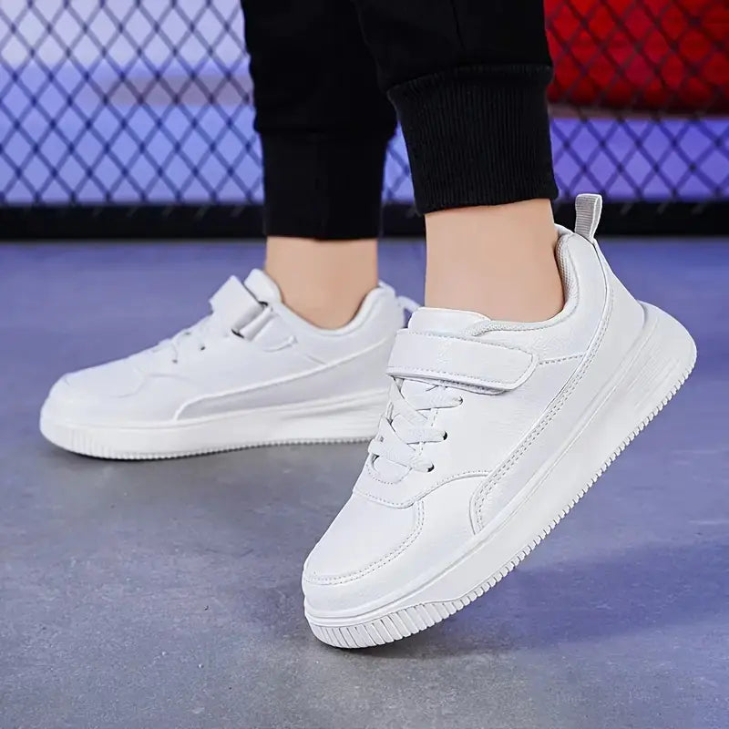 נעלי סקייטבורד נגד החלקה עם שרוכים לילדים