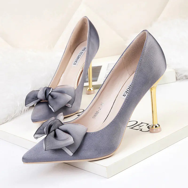 Stylish Satin Pointed Toe High Heels with Bow