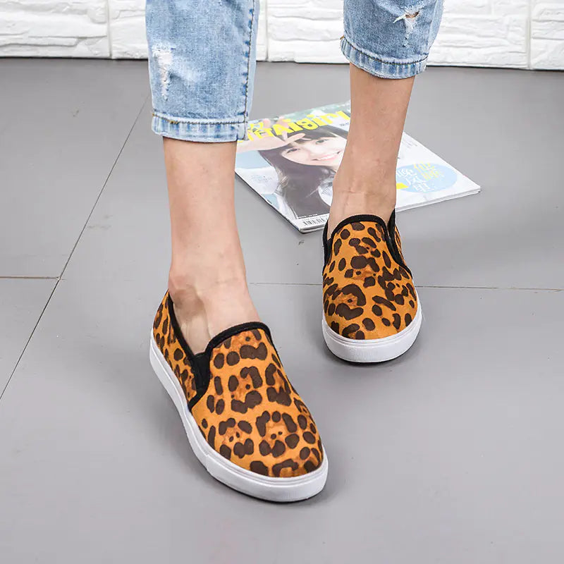 Leopard Print Canvas Shoes, Slip-On Loafers, Large Size