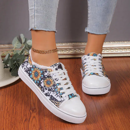 Low Top Floral Canvas Shoes for Women - Breathable Design