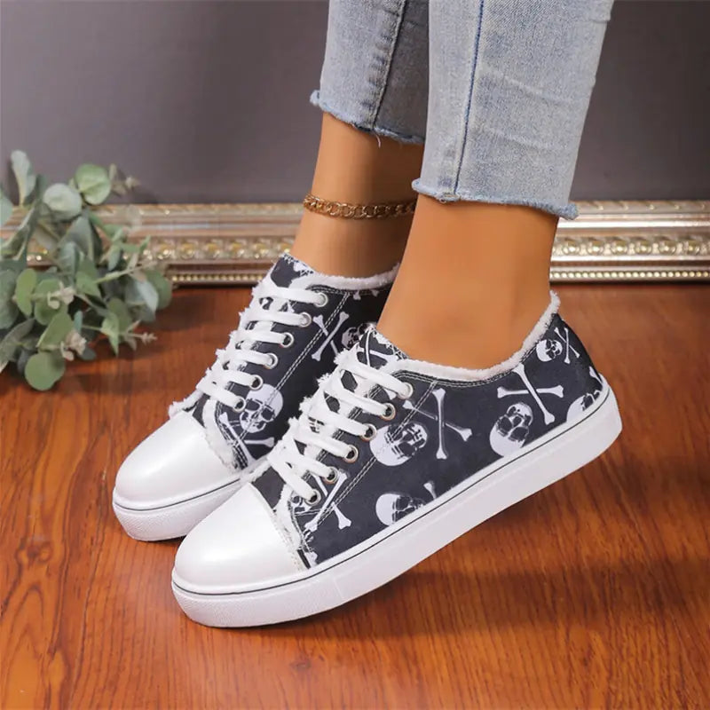 Low Top Floral Canvas Shoes for Women - Breathable Design