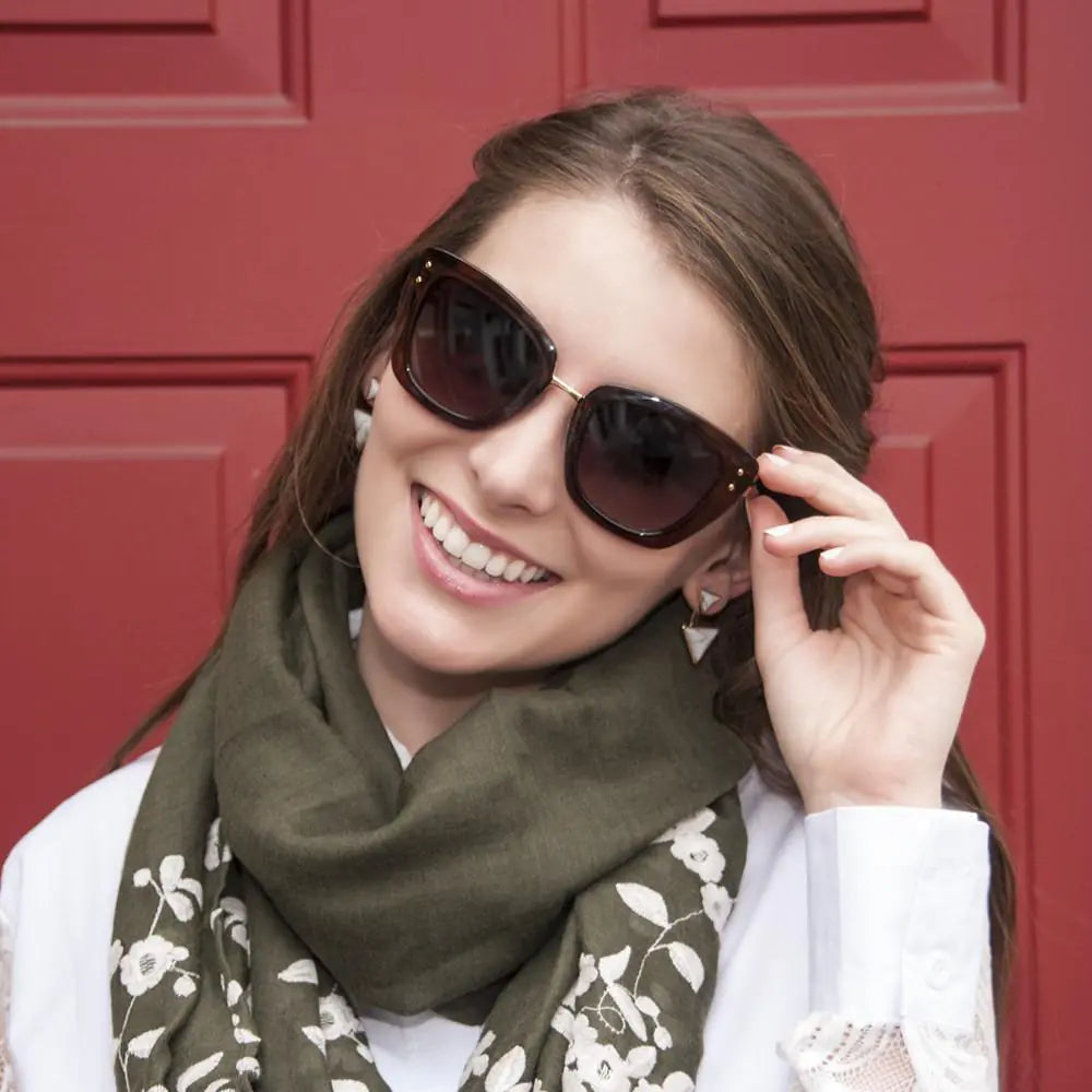 משקפי שמש Gutsy עם נרתיק