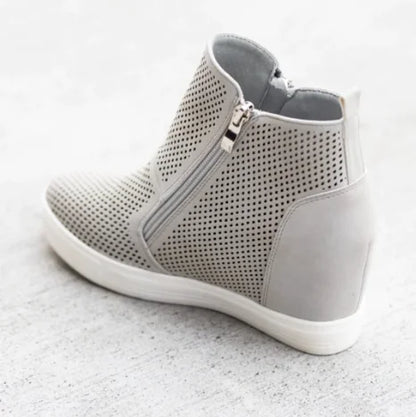 נעלי נשים חדשות 2019 עם בוהן עגולה וחלולות