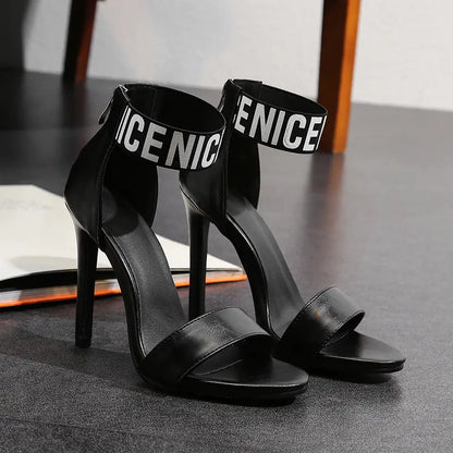 נעלי עקב פתוחות לנשים עם עקבים דקים