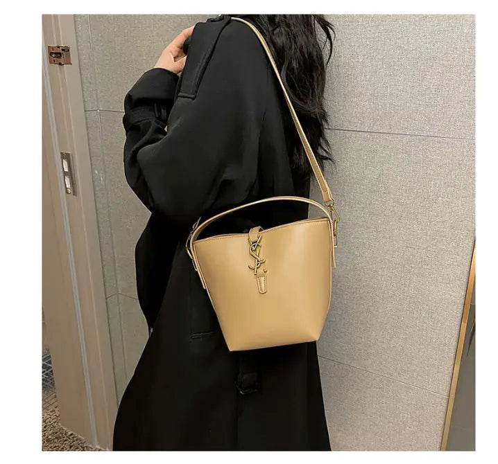 Synthetic Leather Zipper Bucket Shoulder Bag