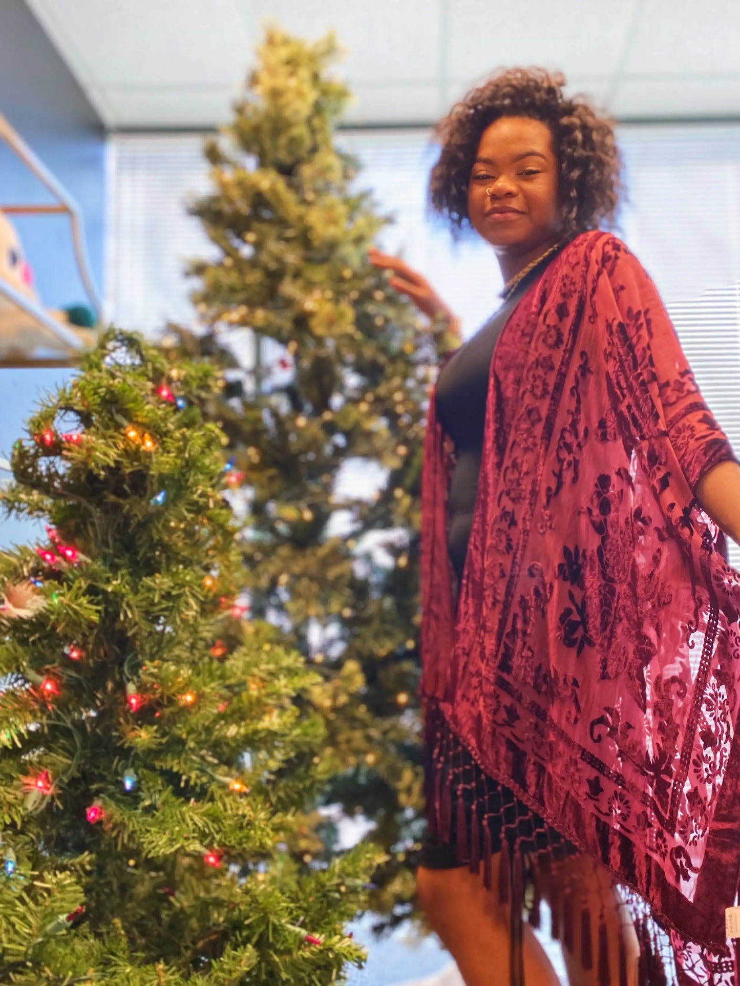 קימונו בוהו אלגנטי בסגנון ברנאוט