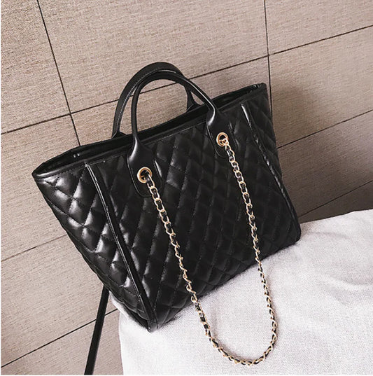 Diamond Pattern Chain Bag - Handheld and Shoulder Bag