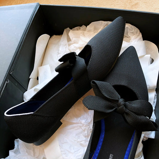 נעלי סירה שטוחות בסגנון מרי ג'יין עם פפיון