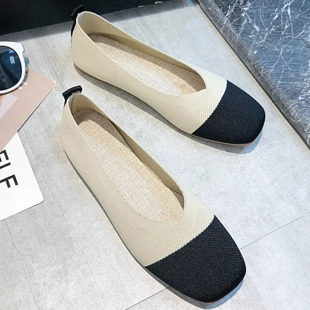 נעליים שטוחות של קולי