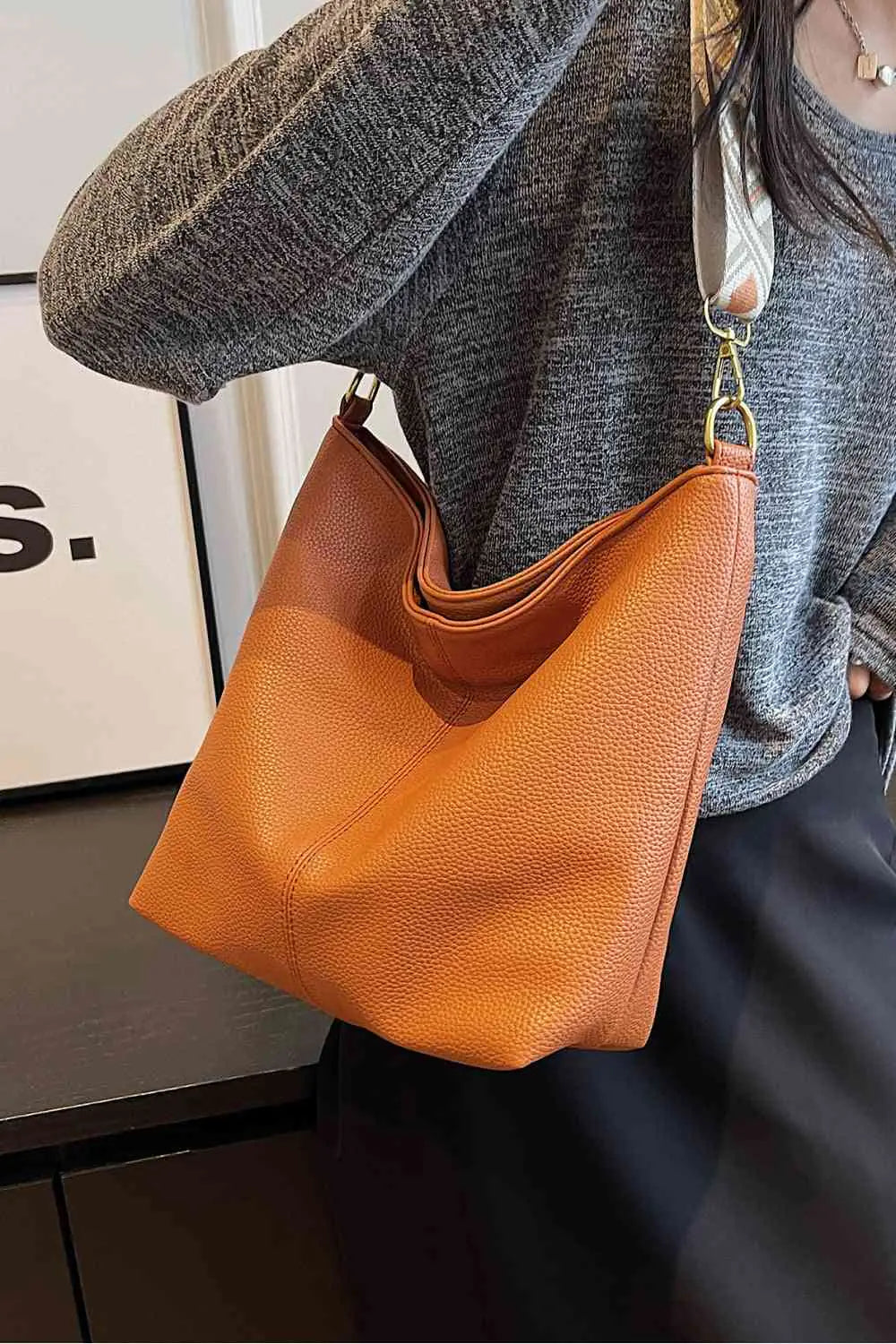Meg Shoulder Bag-