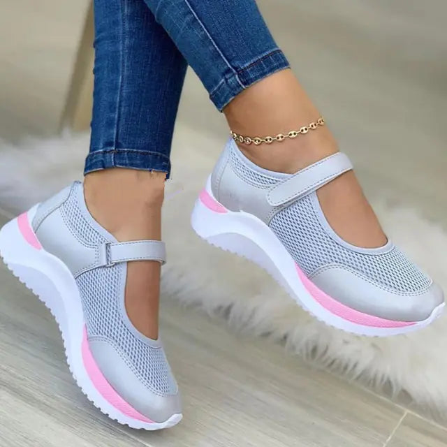 Breathable Mesh White Sports Shoes for Women