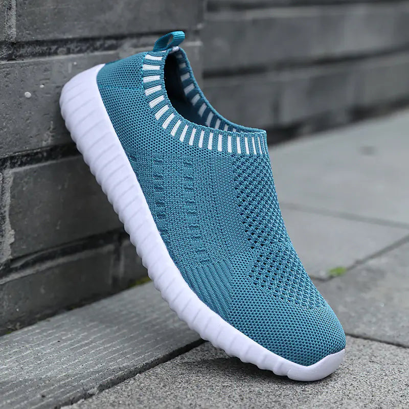 Lightweight Flat Slip-On Walking Shoes for Women