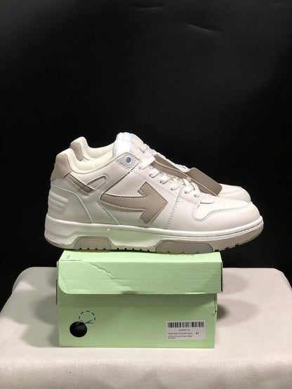 OFF-WHITE Leather Arrow Low-Top Sneakers for All