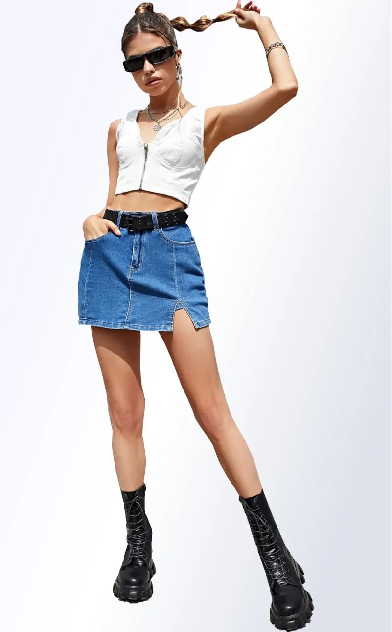 High-Grade Short Denim Skirt