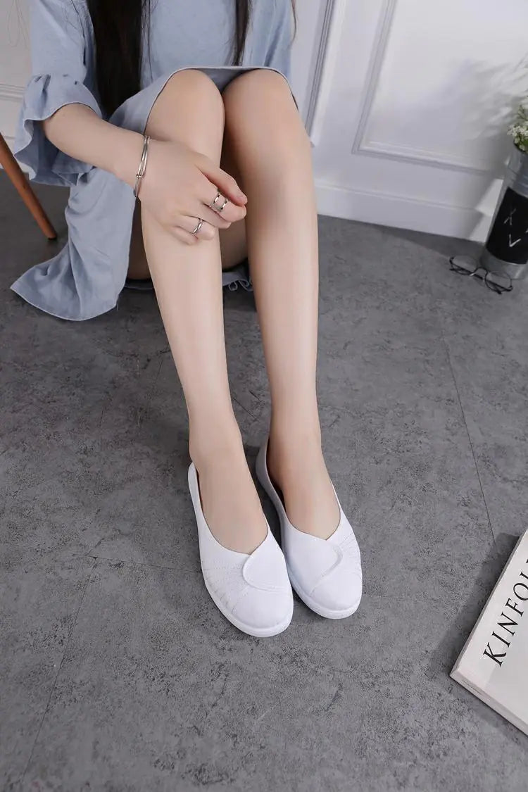 Classic Comfortable Flat Canvas Shoes for Women