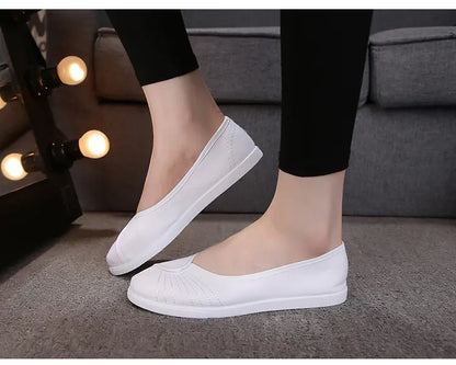 Classic Comfortable Flat Canvas Shoes for Women