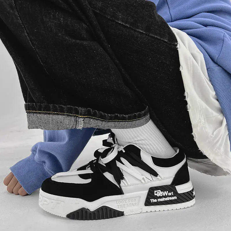 Summer Low-Top Skate Shoes for Men - Stylish & Unique