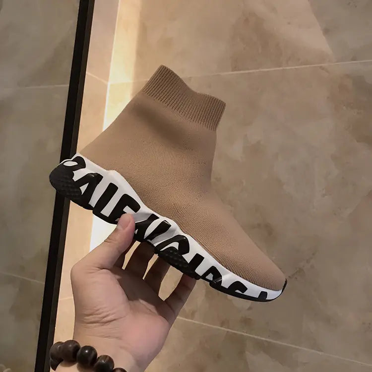 Knitted Stretch Flyknit Casual Shoes for Couples