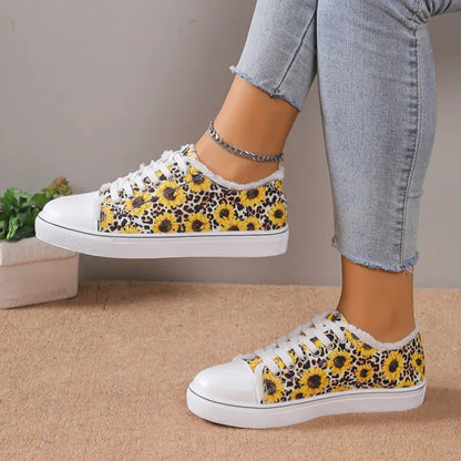 Low Top Floral Canvas Shoes for Women - Breathable Design