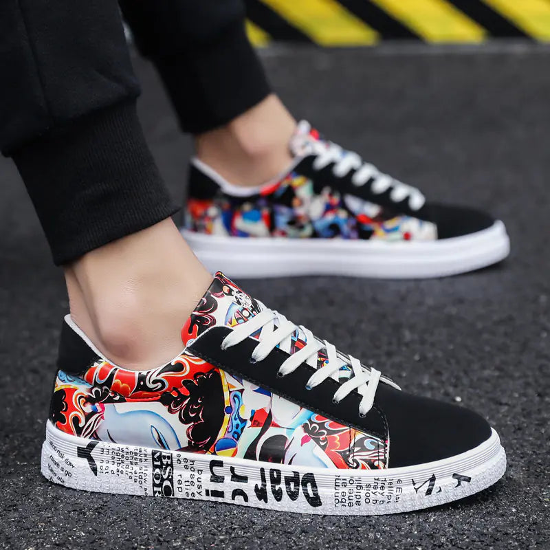 Chinese Style Canvas Shoes for Teenage Boys (Age 15)