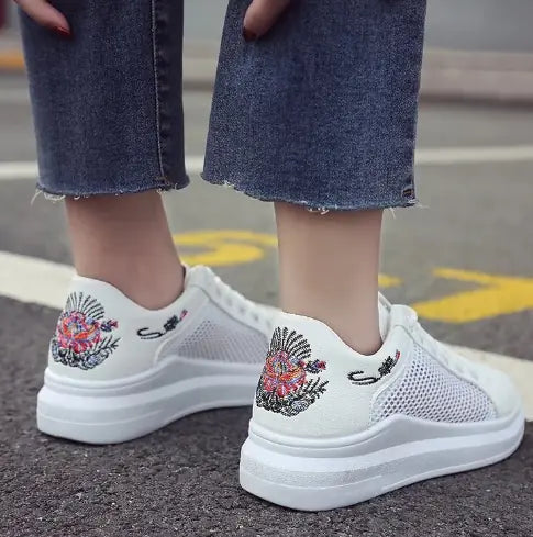 Embroidered Casual Women's Sneakers - Korean Style
