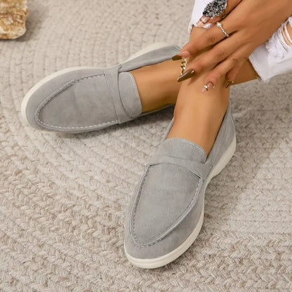 2023 Women's Slip-On Loafers Retro Casual Shoes