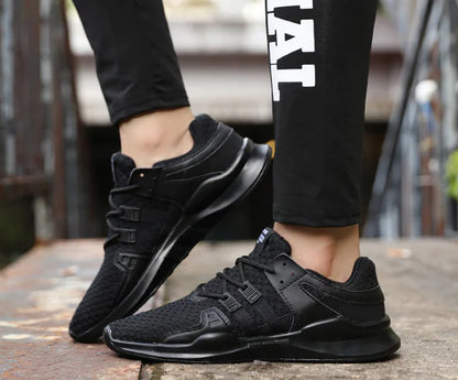 Breathable Flyknit Sports Casual Sneakers