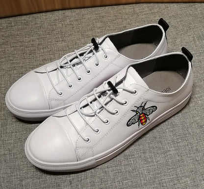 Bee Embroidery Casual Sneakers for Men