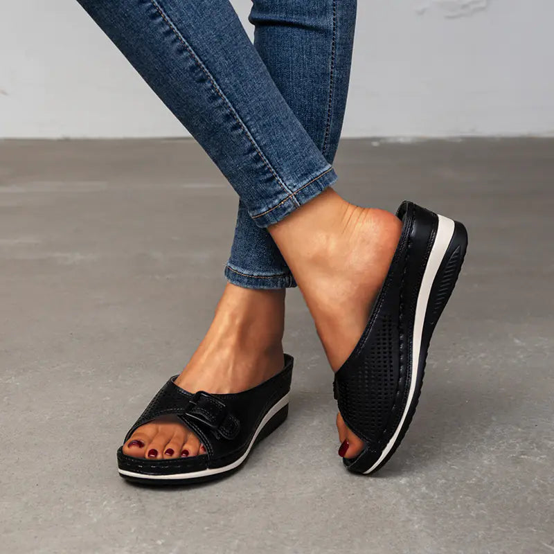 Casual Fashion Sandals & Slippers with Thick-Soled Heel