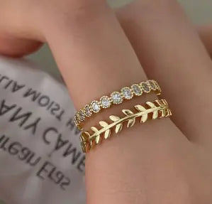 Vintage Metal Leaf Ring with Zircon for Women