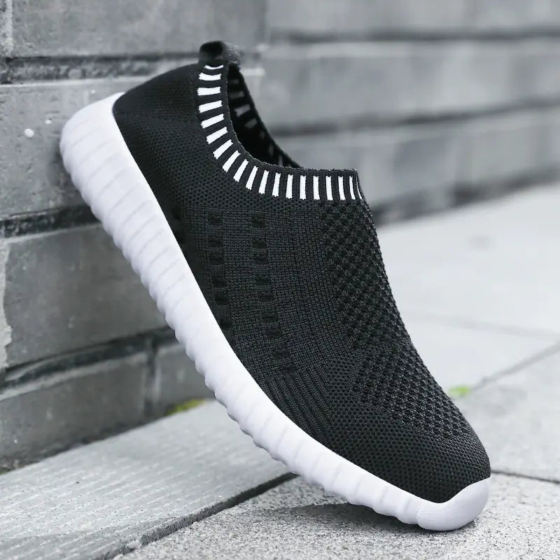 Lightweight Flat Slip-On Walking Shoes for Women