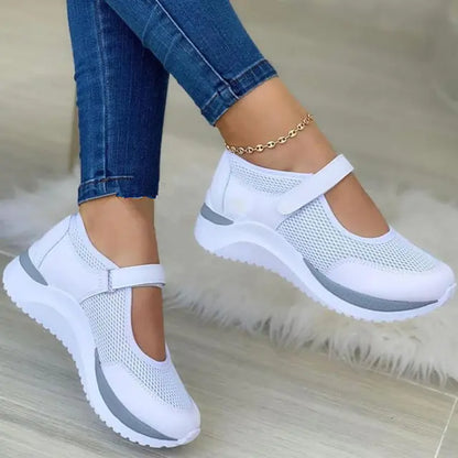 Breathable Mesh White Sports Shoes for Women