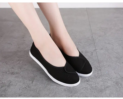 Classic Comfortable Flat Canvas Shoes for Women
